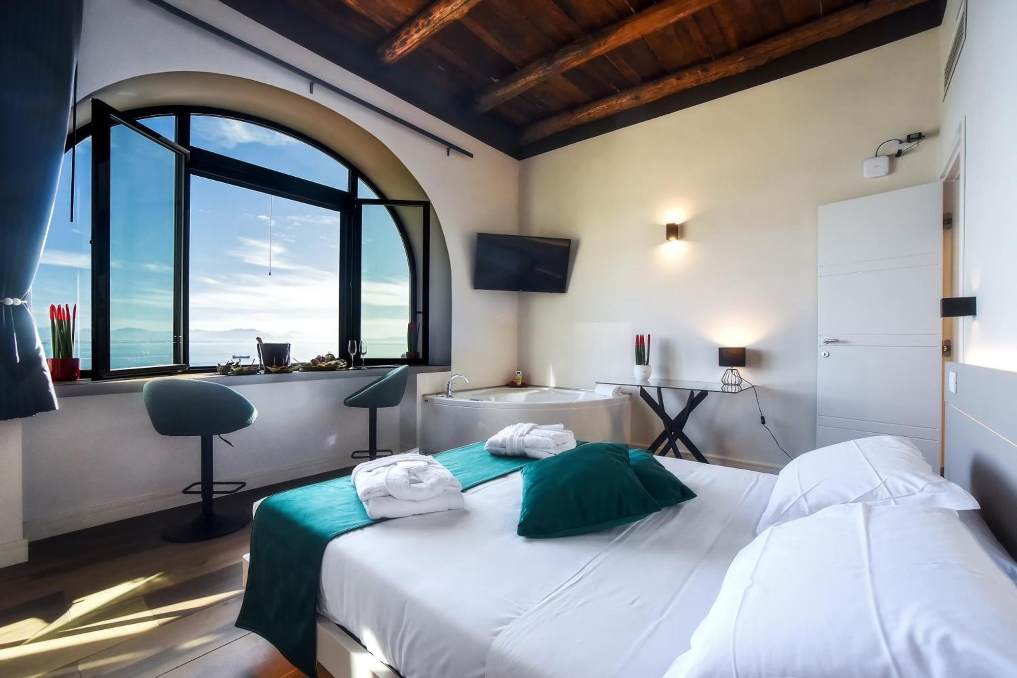 Kemi Luxury Suites Vietri エクステリア 写真
