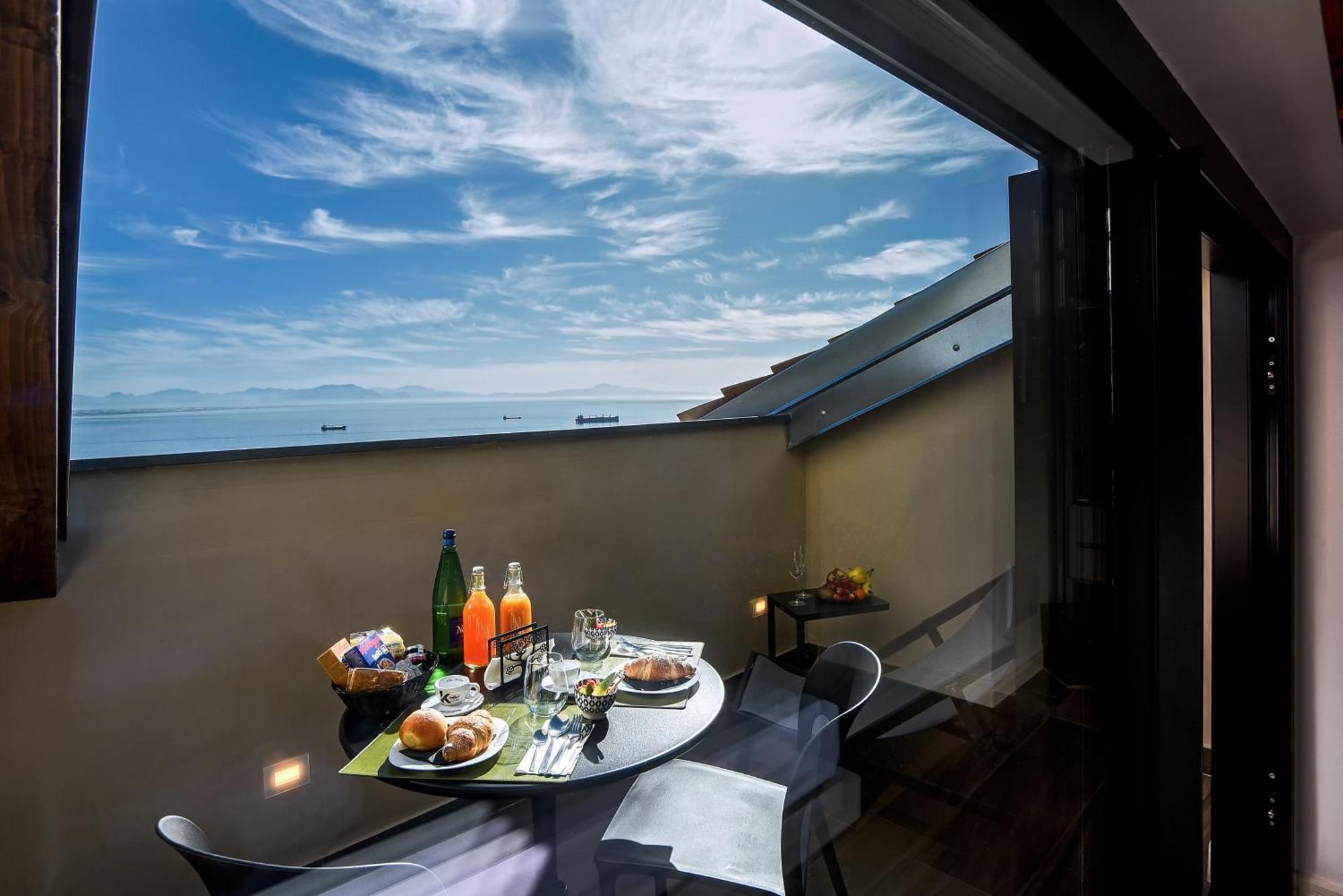 Kemi Luxury Suites Vietri エクステリア 写真