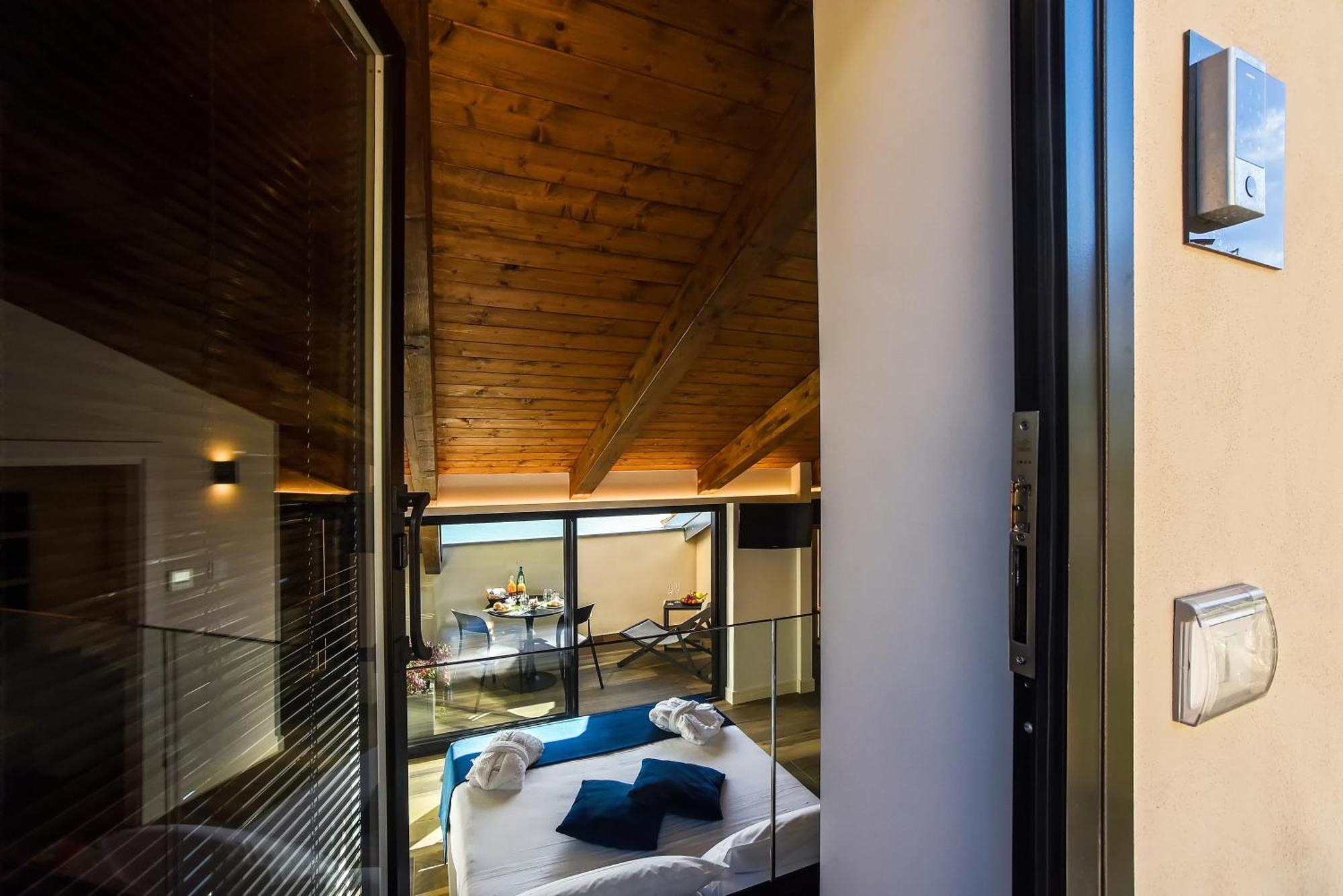 Kemi Luxury Suites Vietri エクステリア 写真
